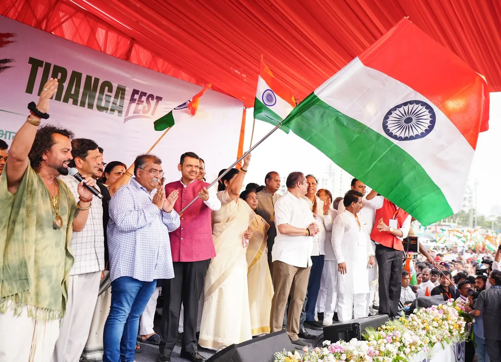 CM Fadnavis Leads Tiranga Rally in Mumbai for Har Ghar Tiranga