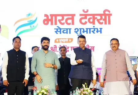 Bharat Taxi launched in Maharashtra by CM Fadnavis, MoS Mohol at Navi Mumbai