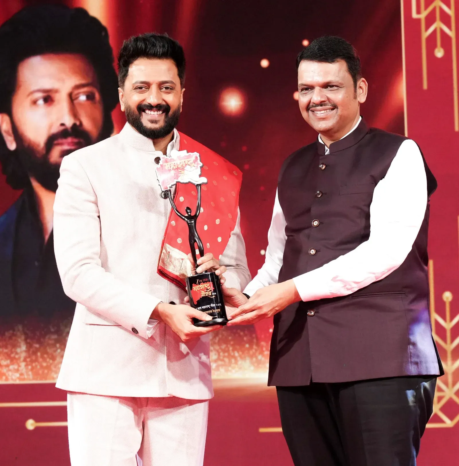 CM Fadnavis presents Zee 24 Taas Maharashtra Gaurav Awards 2026