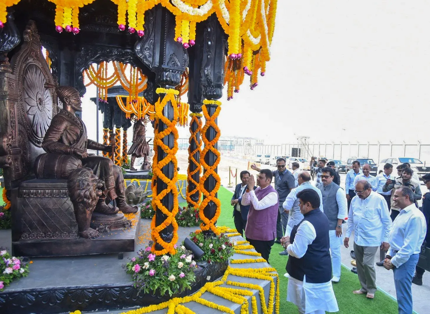 CM Fadnavis, Rajnath Singh Pay Tribute at Nibe Defence Complex, Shirdi