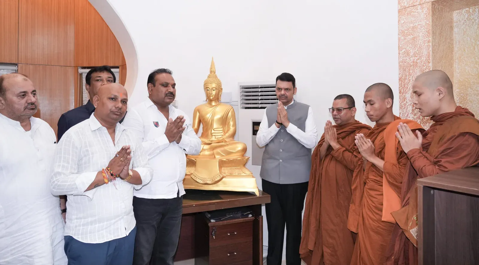 CM Fadnavis Receives Buddhist Monks at Ramgiri, Nagpur