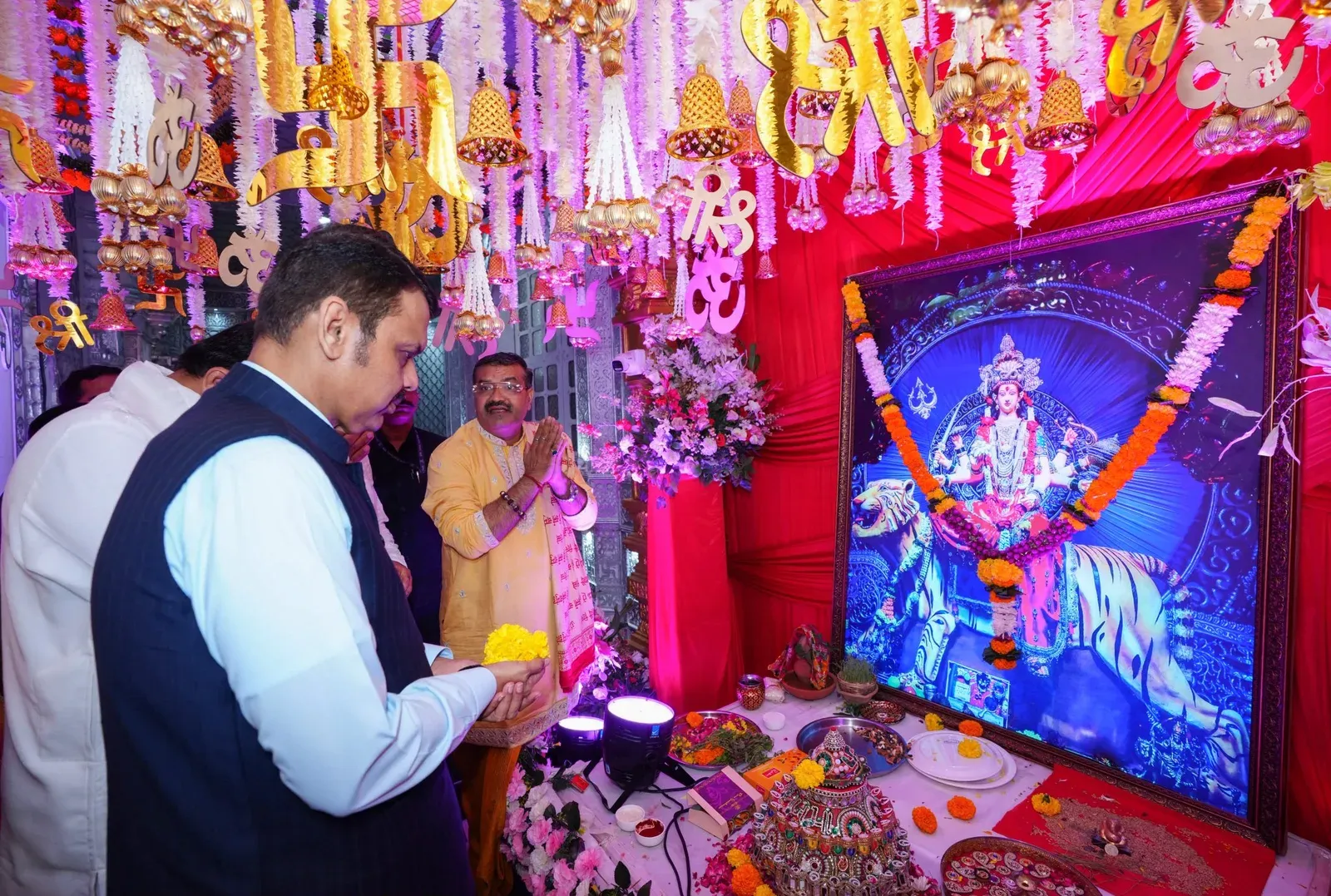 CM Fadnavis visits Ghatkopar Ras Rang 2026 for Navratri