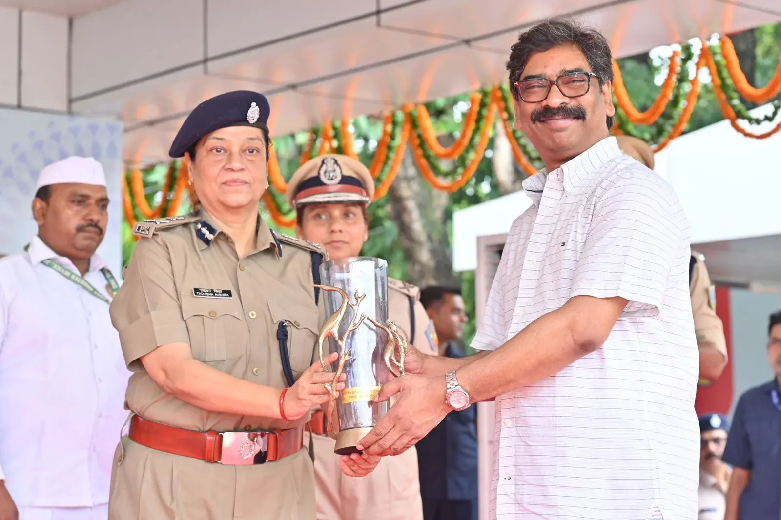 CM Hemant Soren Administers Oath to New Jharkhand Police Recruits
