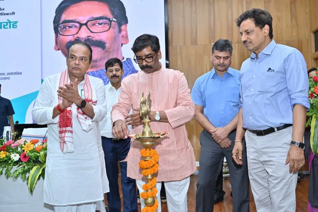 CM Hemant Soren Calls for Medical Tours to Top Institutes