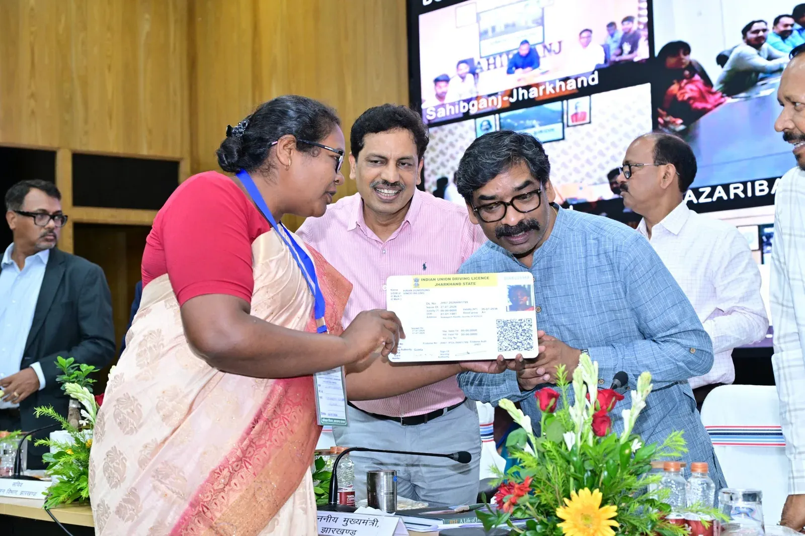 CM Hemant Soren Pushes Jharkhand to Speed Up Driver Licensing Drive