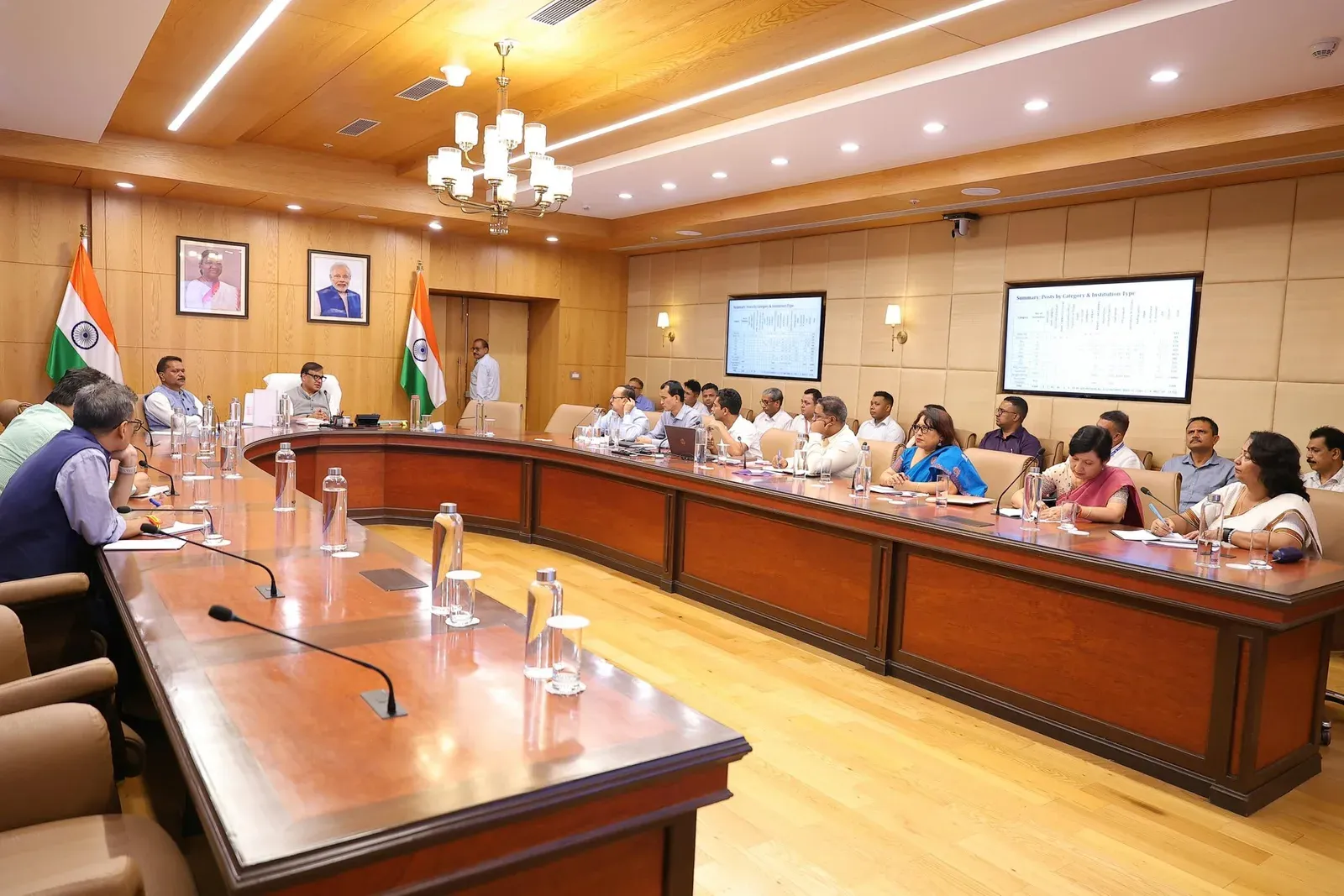 CM Himanta Chairs Assam Health Review, Pushes Critical Care Blocks