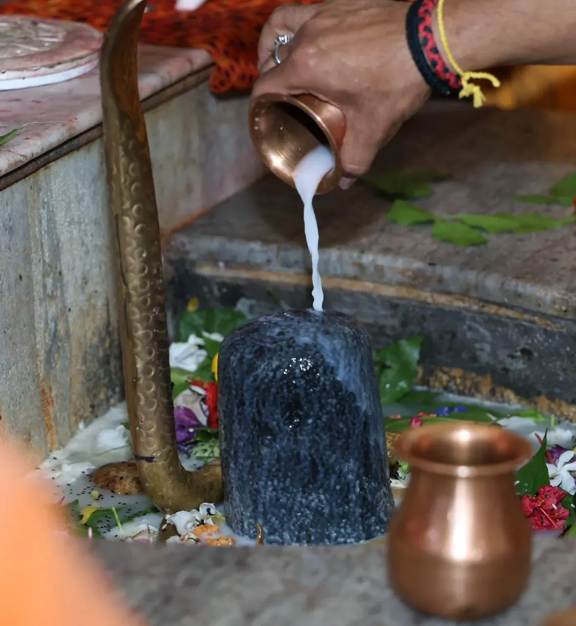 CM Himanta Invokes Lord Shiva on Devotional Post