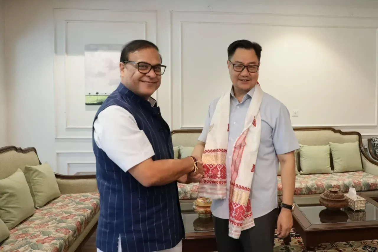 CM Himanta meets Kiren Rijiju in Delhi, holds talks on Assam issues