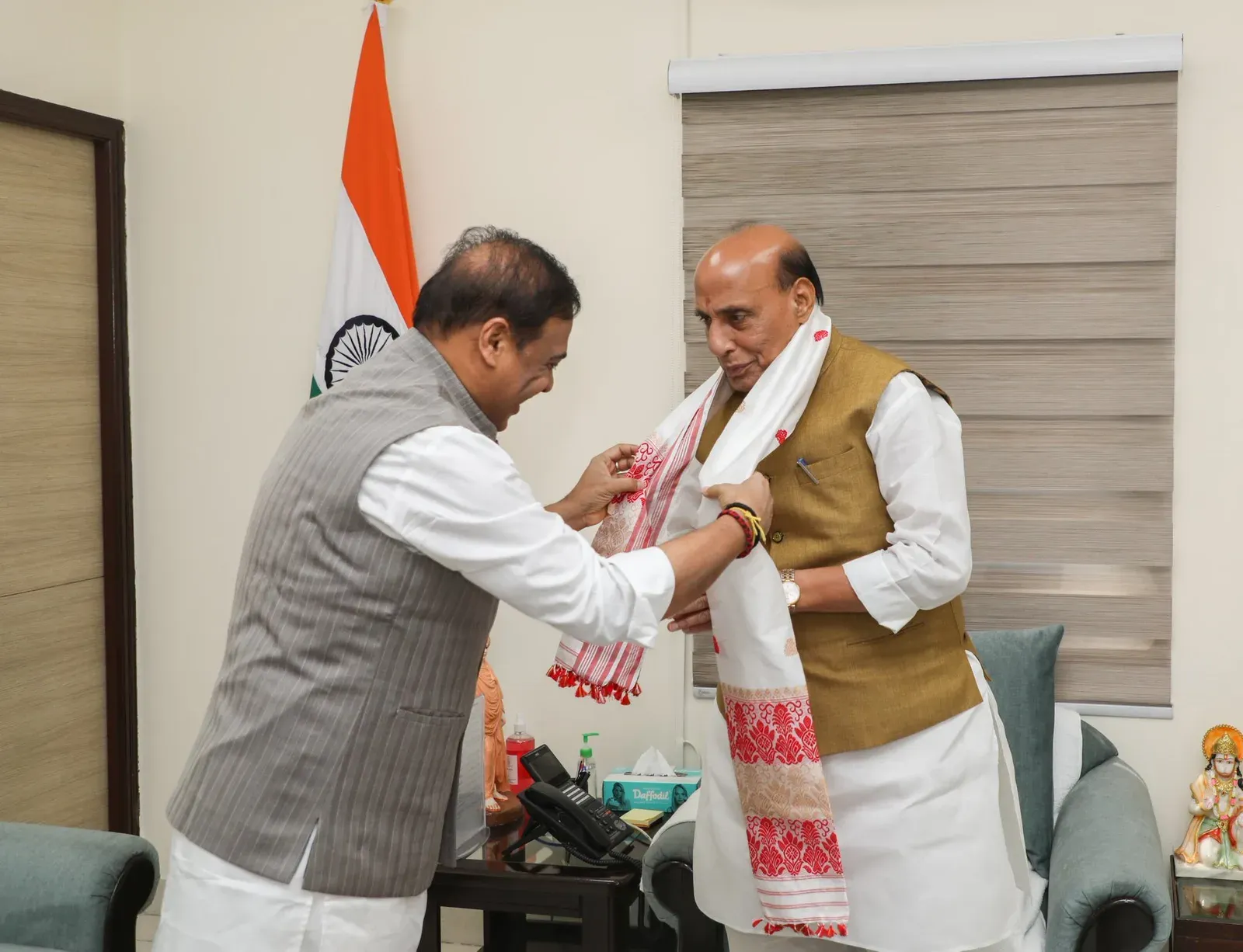 CM Himanta meets Rajnath Singh, seeks Assam role in defence