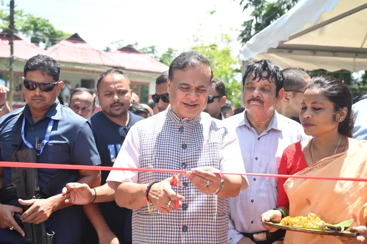 CM Himanta opens RCC bridge in Jalukbari under Unnata Pakipoth scheme