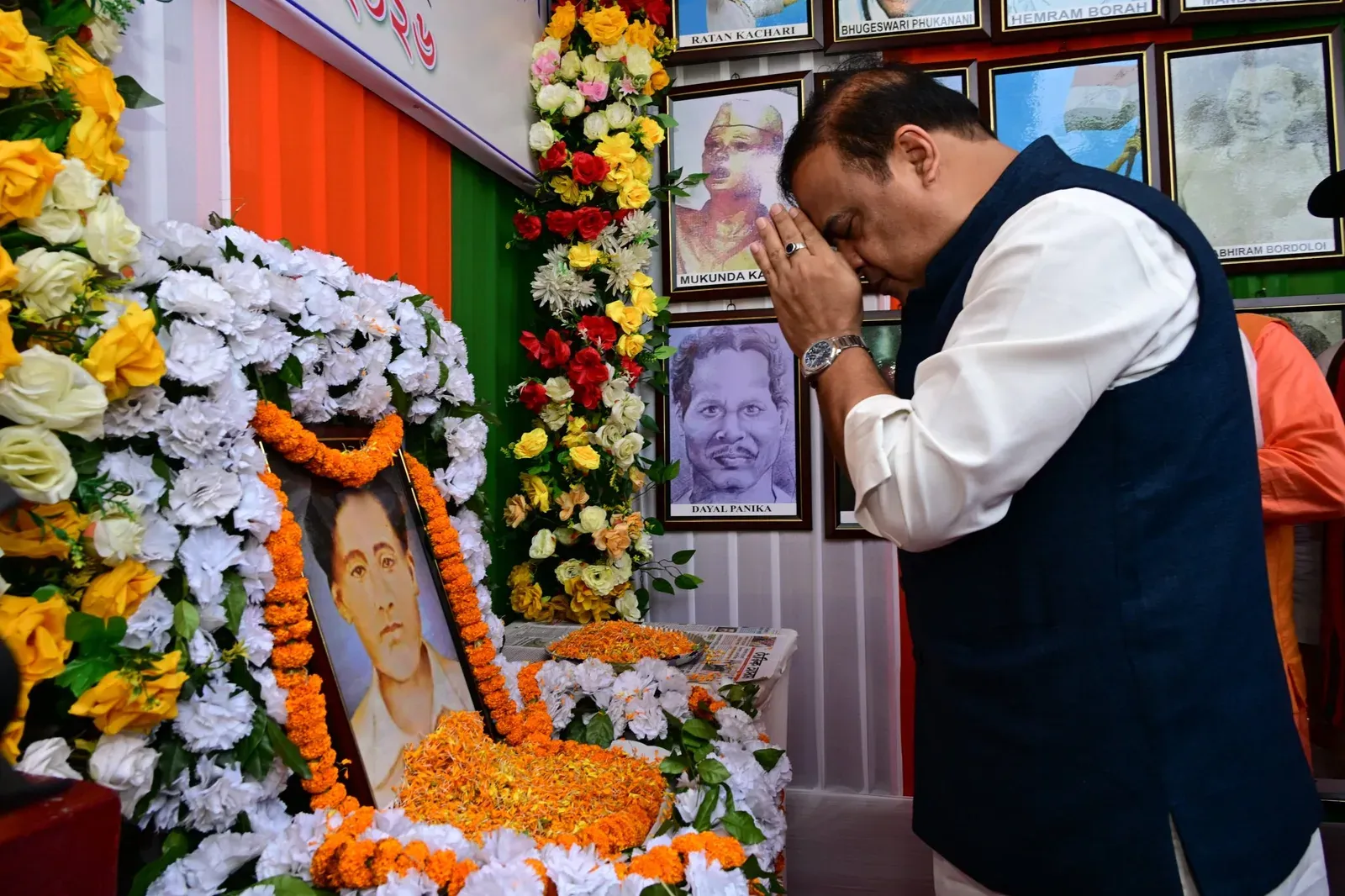 CM Himanta Pays Tribute to Quit India Martyr Kushal Konwar