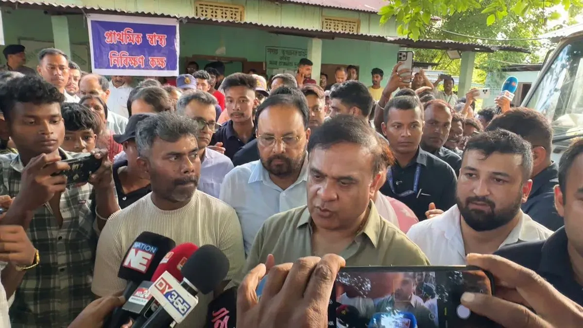 CM Himanta visits flood-hit Upper Assam, reviews relief at Teok camp