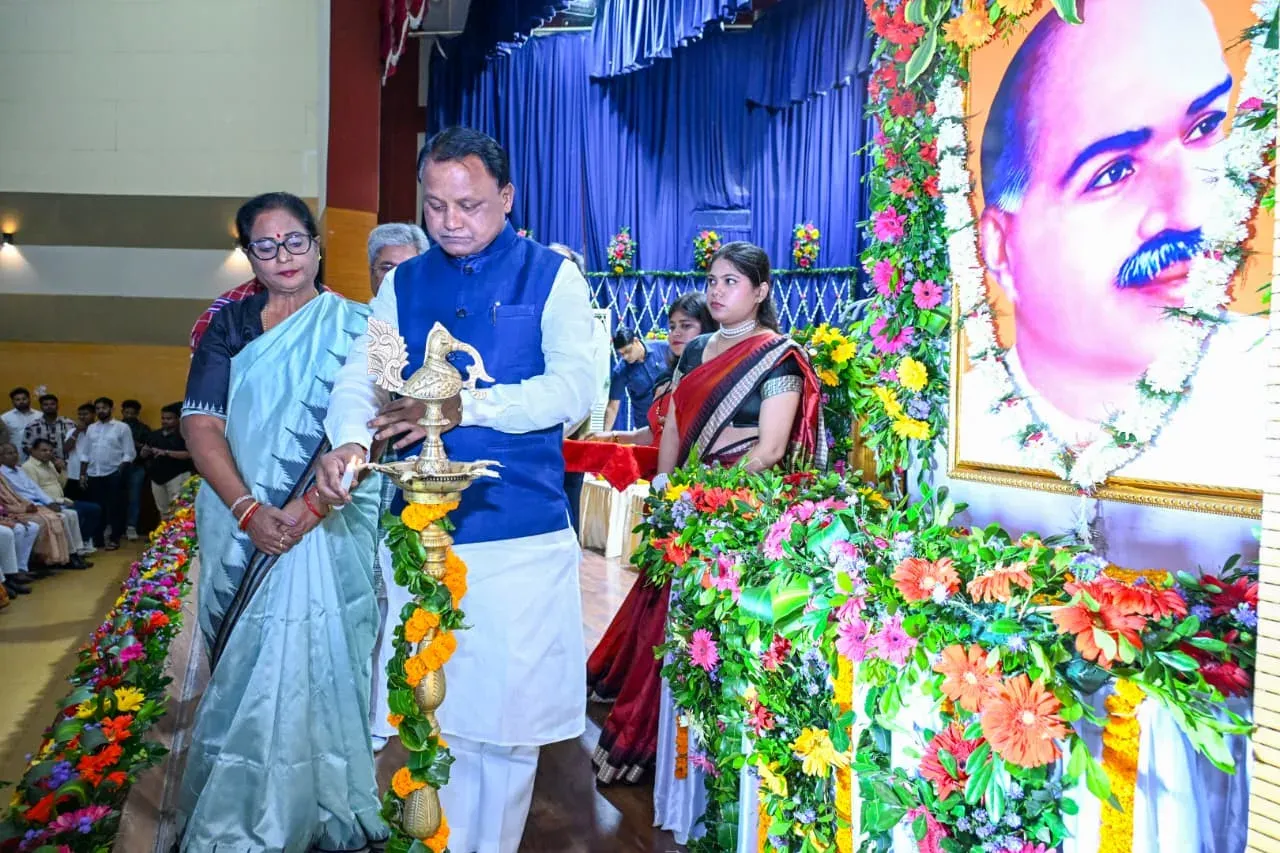 CM Majhi Attends Mukherjee Balidan Diwas Event in Bhubaneswar