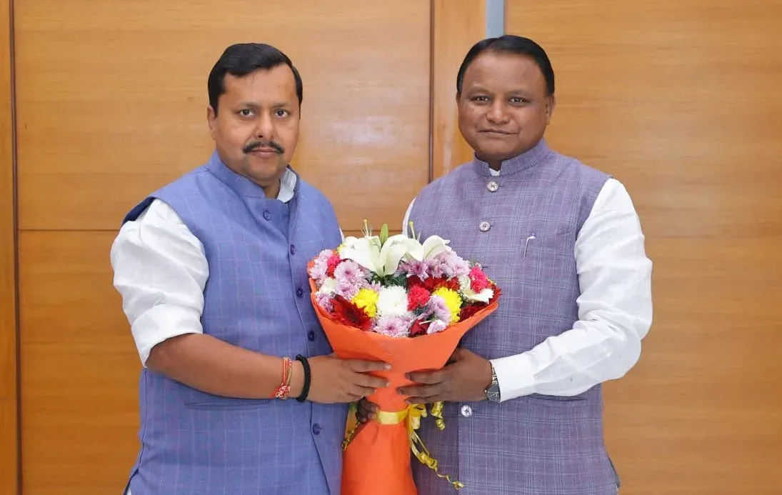 CM Majhi Greets BJP National President Nitin Nabin on Birthday