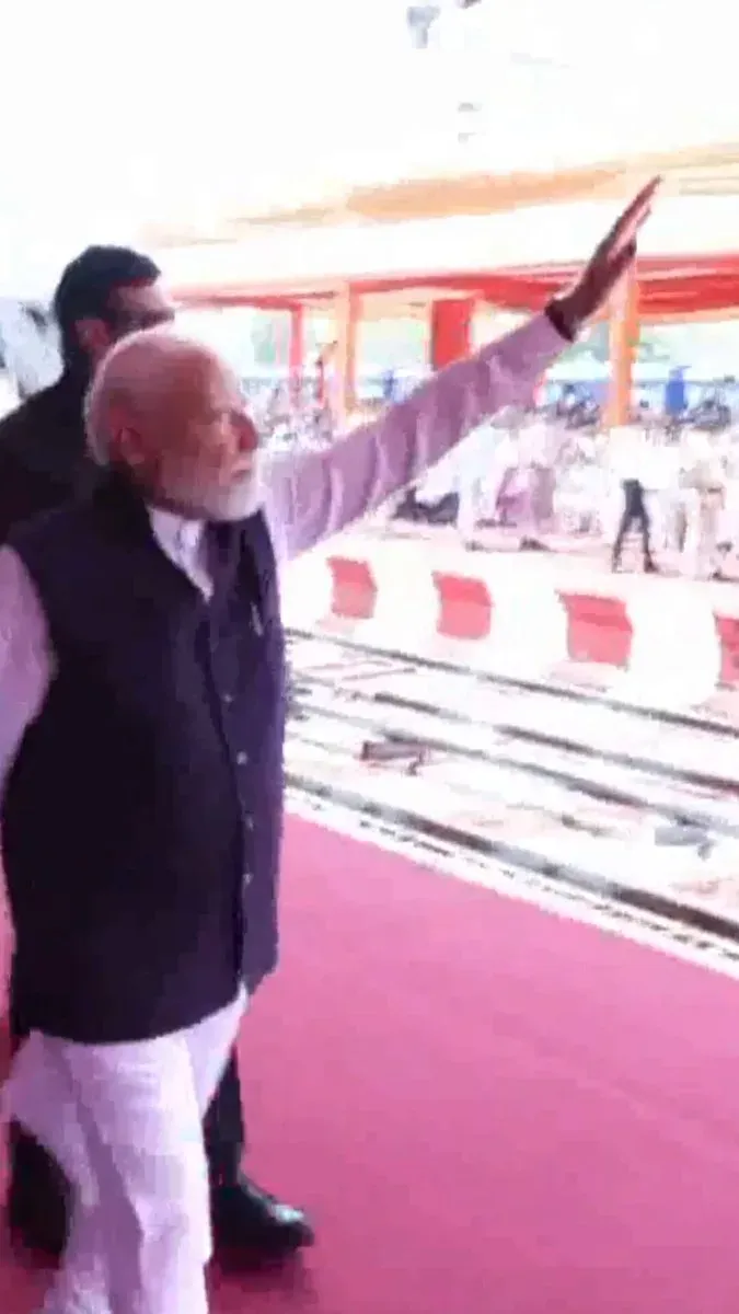 CM Majhi hails India's first Hydrogen Train inauguration