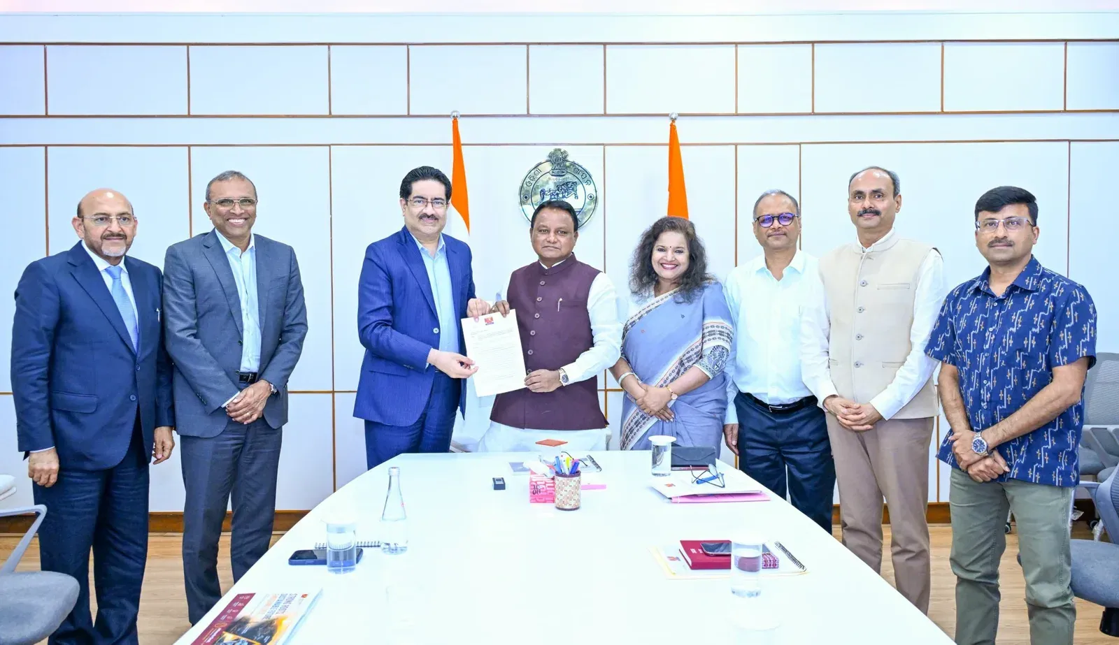 CM Majhi Reviews Aditya Birla Group's ₹12,000 Cr Odisha Expansion