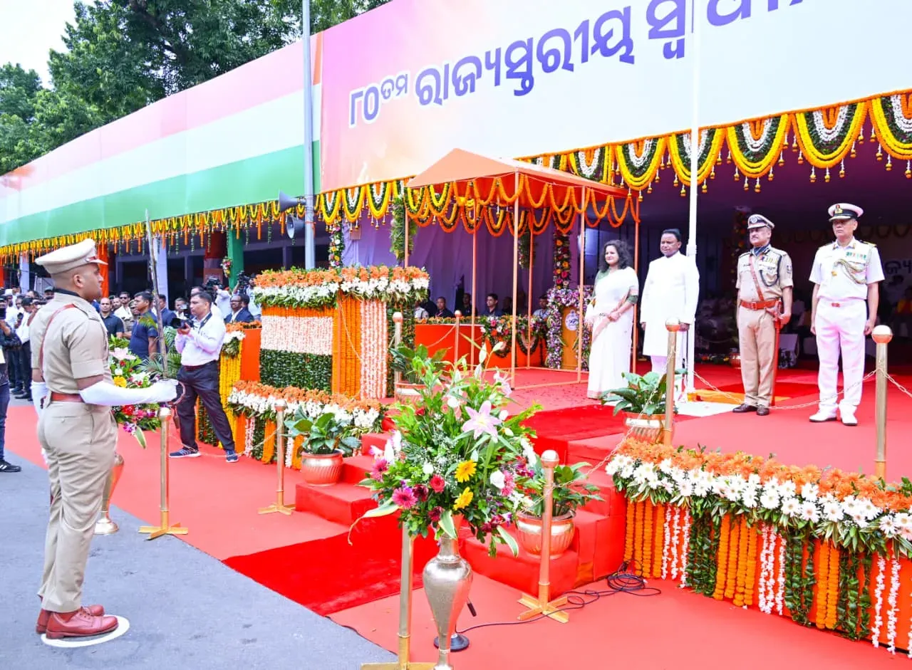 CM Majhi Scraps OCS Attempt Cap, Announces Free Textbooks