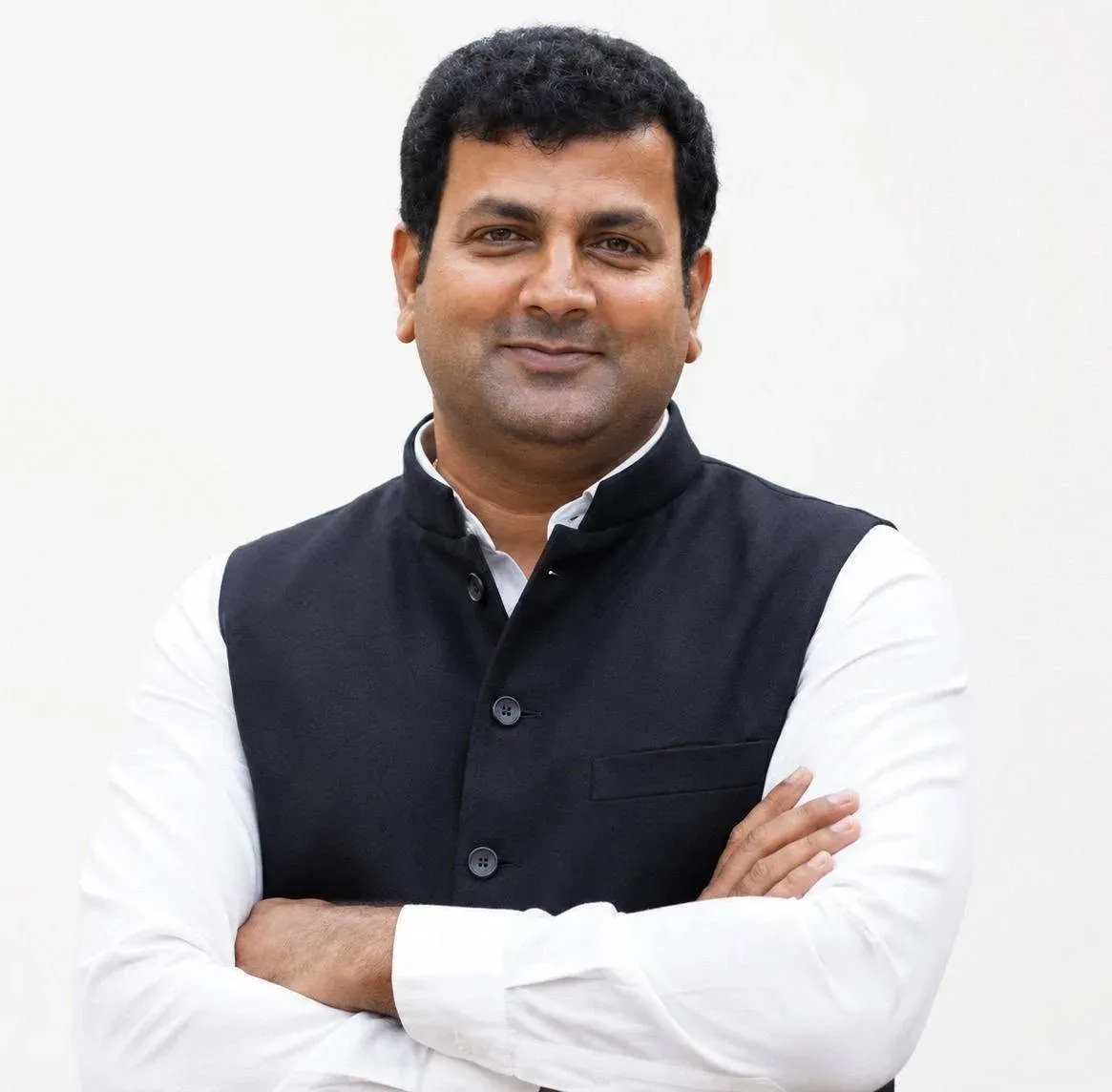 CM Majhi Wishes Satyabadi MLA Om Prakash Mishra on Birthday