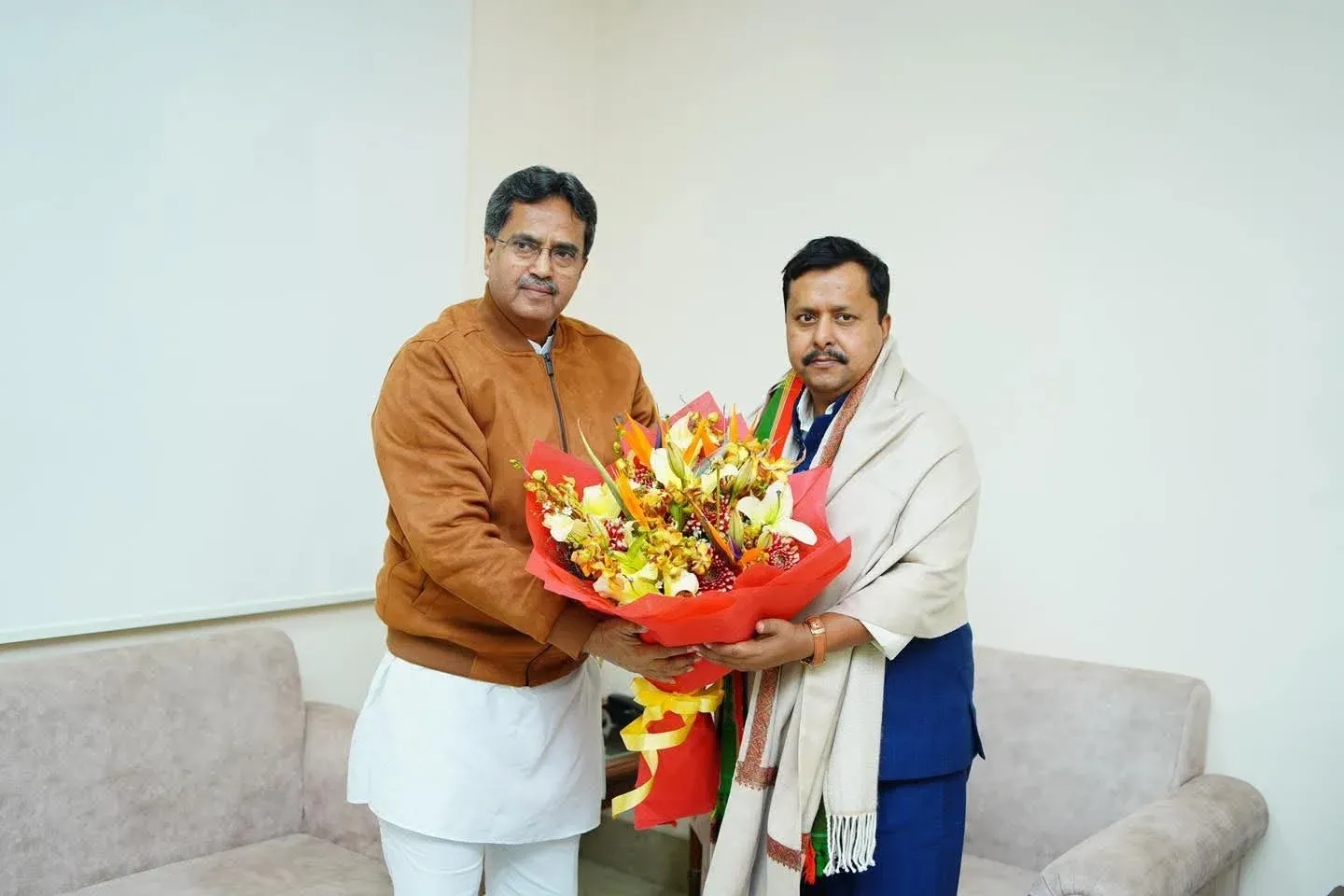 CM Manik Saha Greets BJP National President Nitin Nabin on Birthday