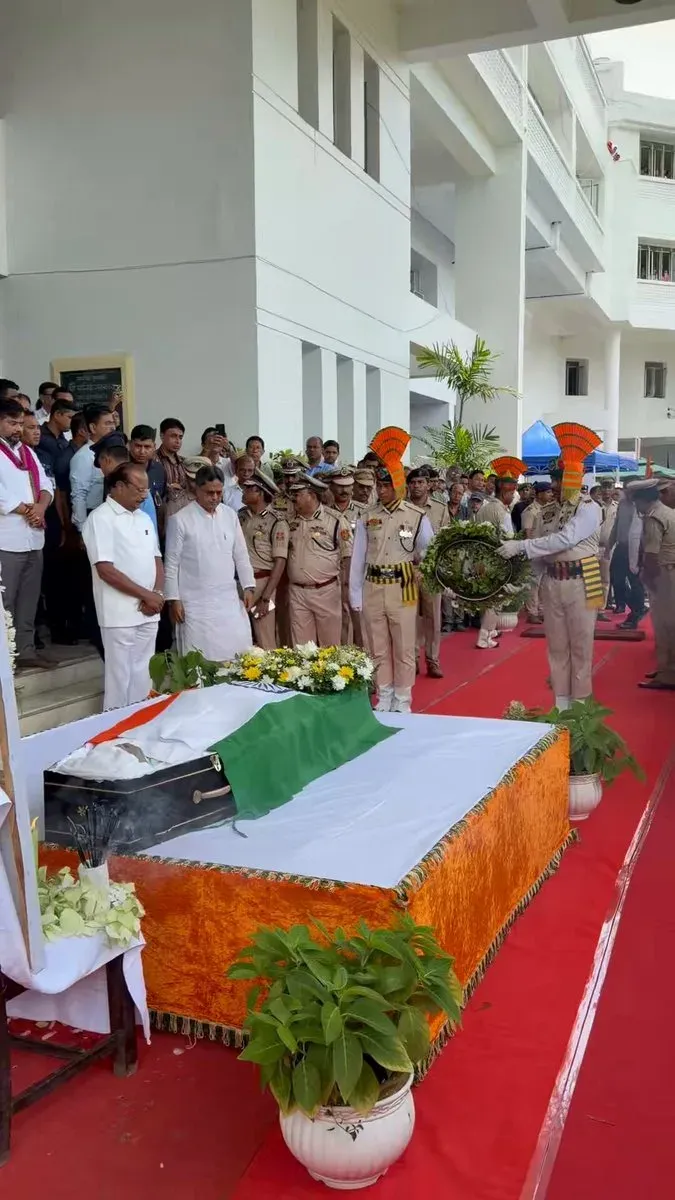 CM Manik Saha pays last respects to DGP Anurag Dhankar
