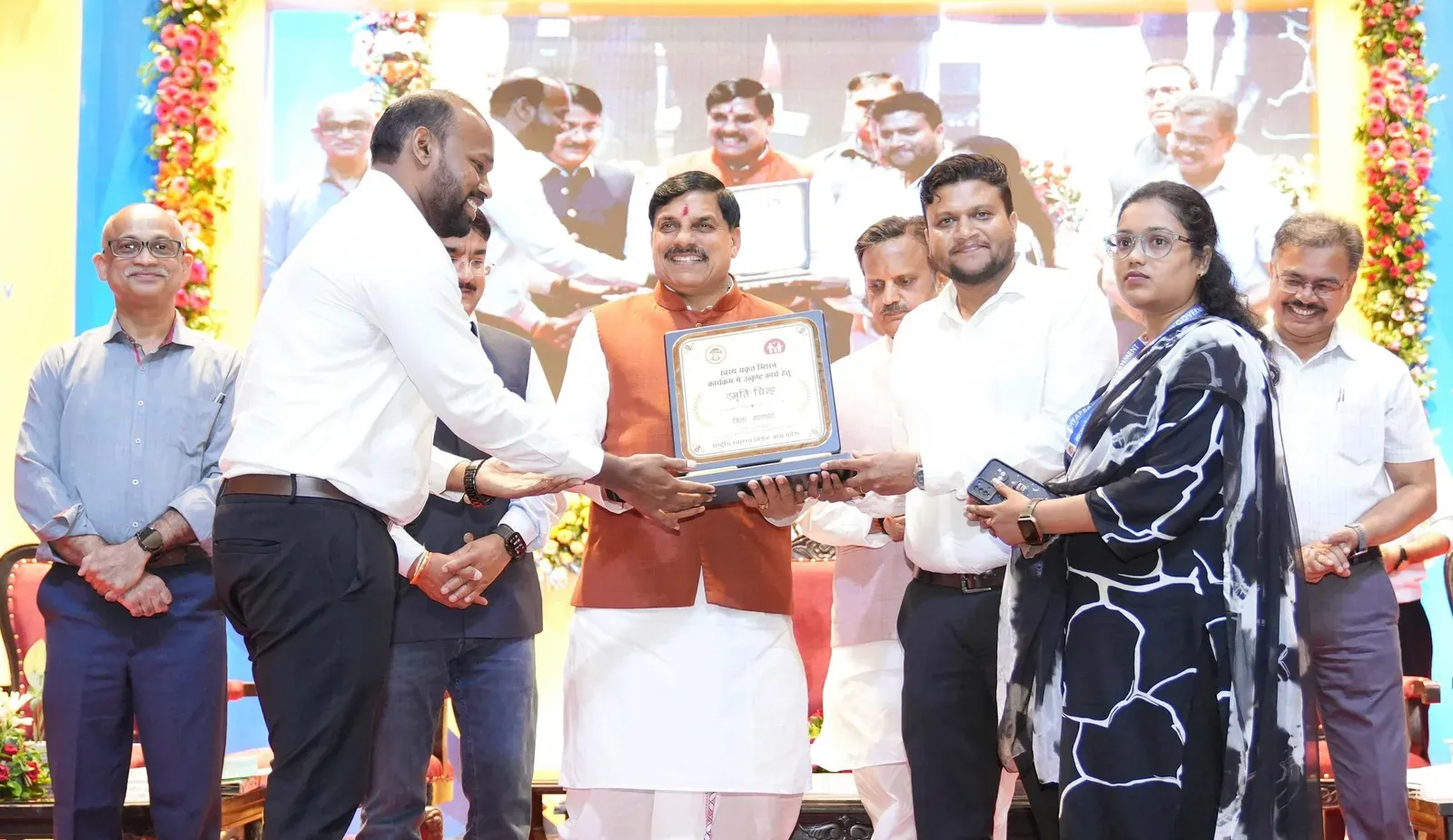 CM Mohan Yadav Honours Balaghat Health Team at Polio Drive Launch