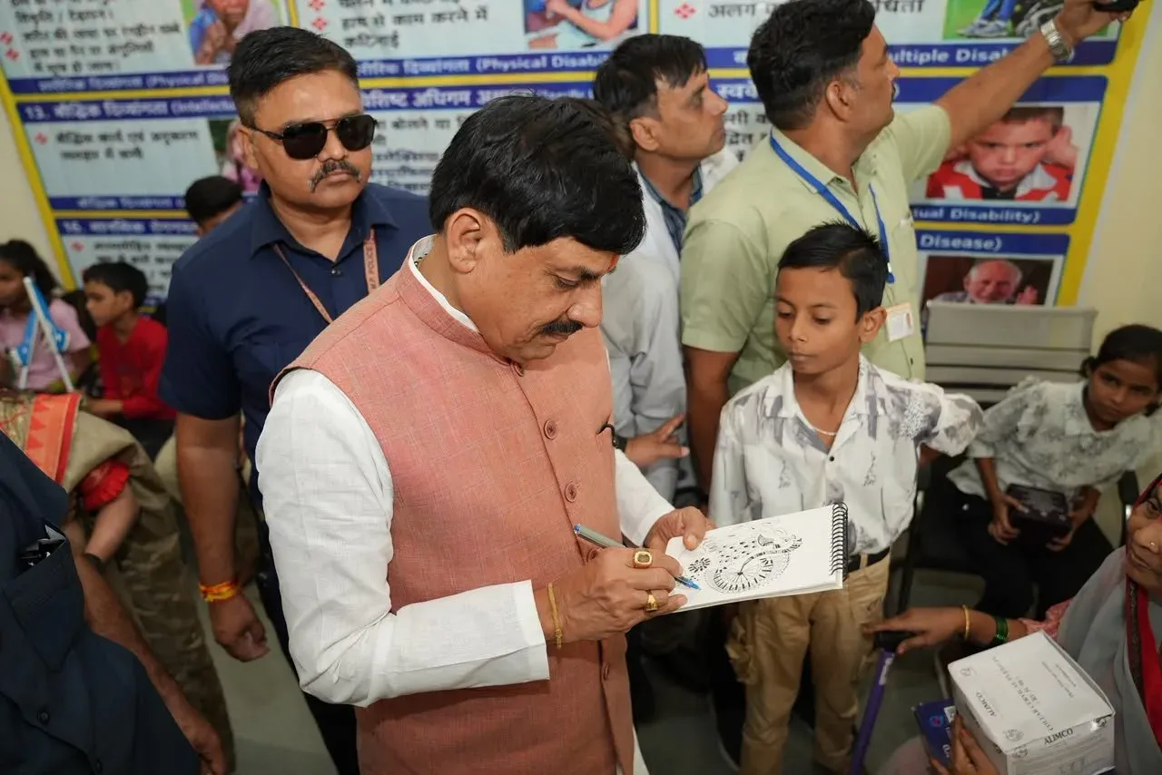 CM Mohan Yadav Inspects Morena Disability Centre, Distributes Tricycles