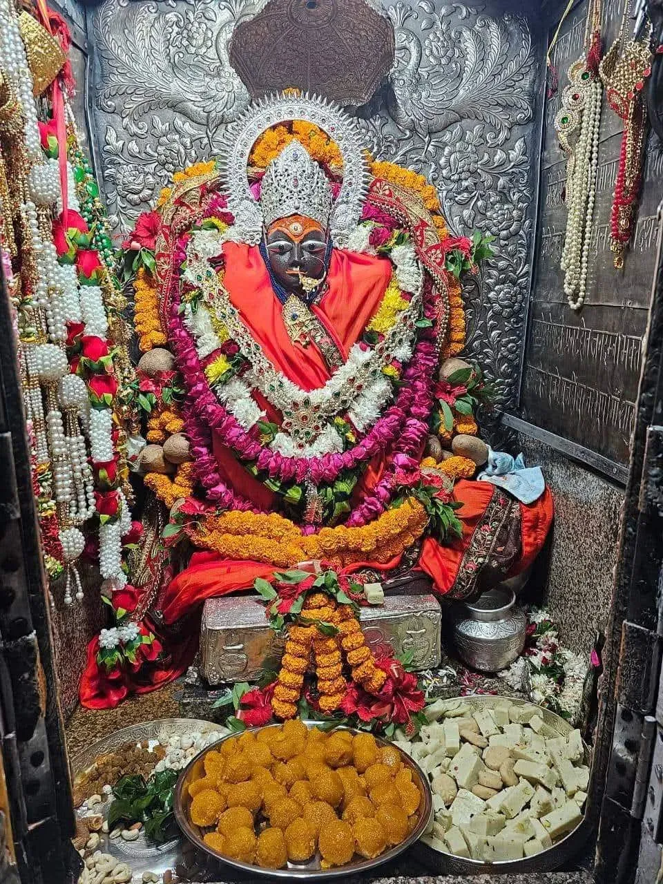 CM Mohan Yadav Invokes Maa Sharda's Blessings for MP