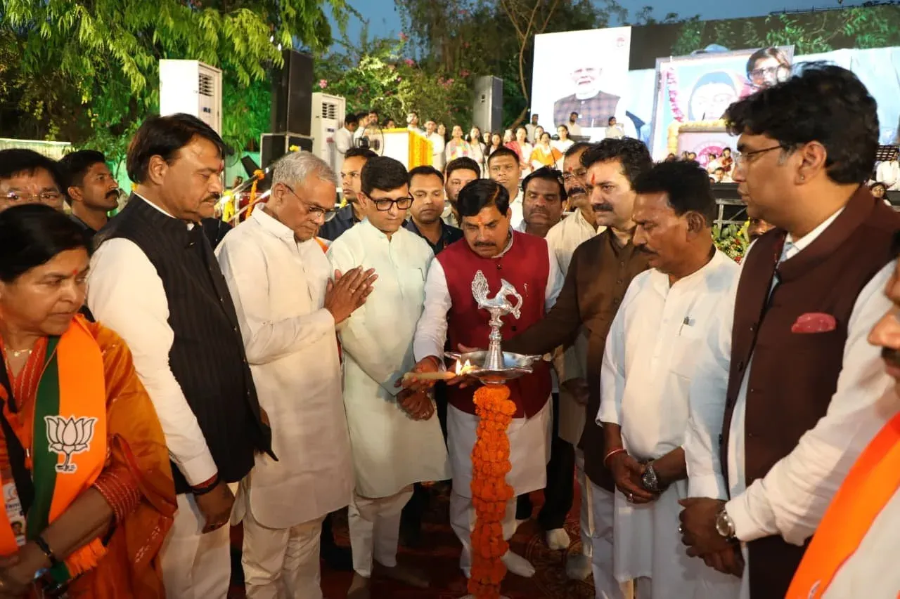 CM Mohan Yadav Joins Ahilyabai Holkar Jayanti Event in Indore