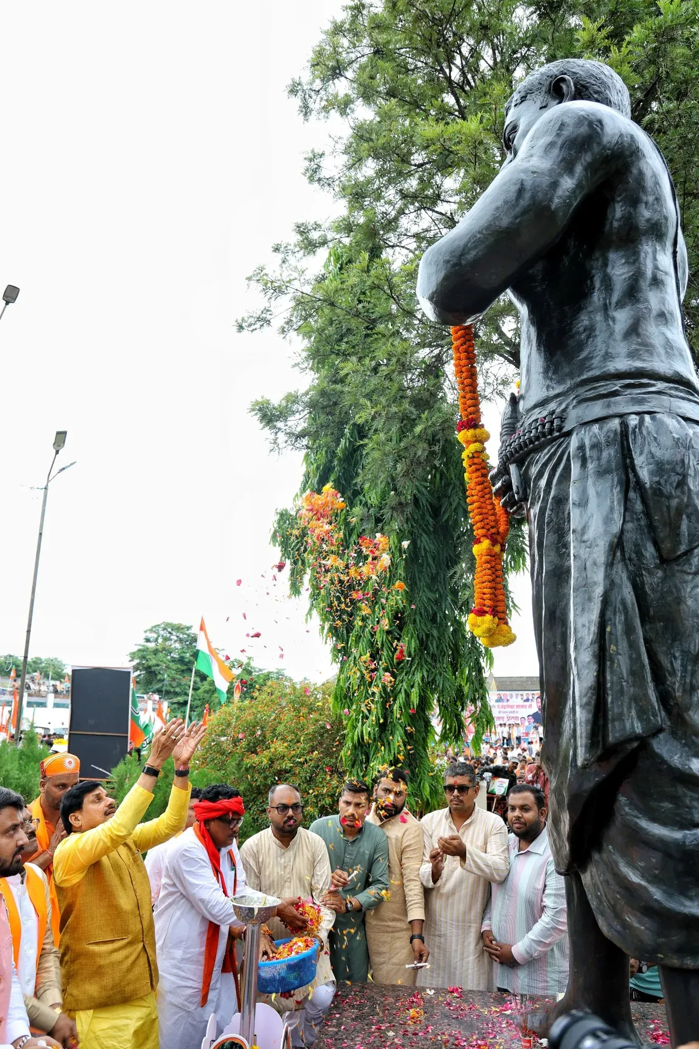 CM Mohan Yadav pays floral tribute to Chandra Shekhar Azad in Alirajpur