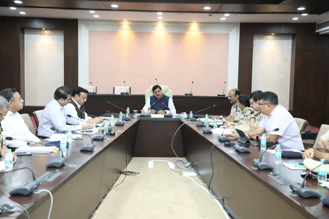 CM Mohan Yadav Reviews MP Home Dept, Eyes Simhastha-2028