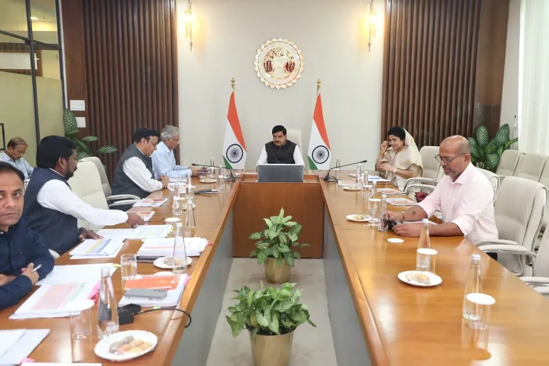 CM Mohan Yadav Reviews OBC and Minority Welfare Dept