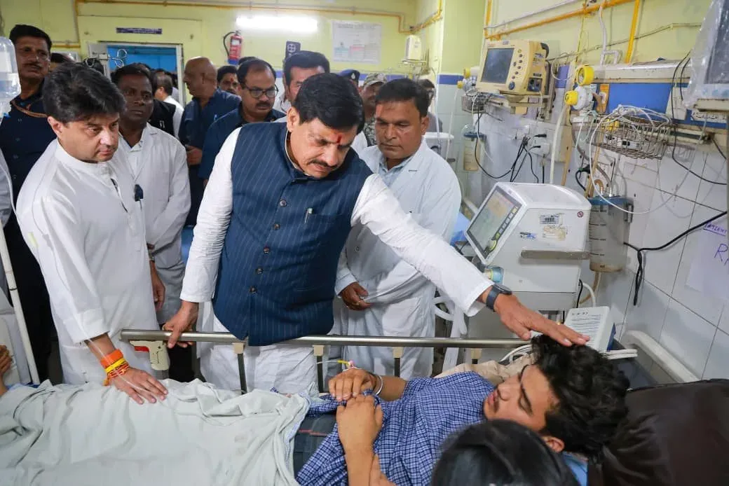CM Mohan Yadav, Scindia visit Gwalior JAH after truck accident