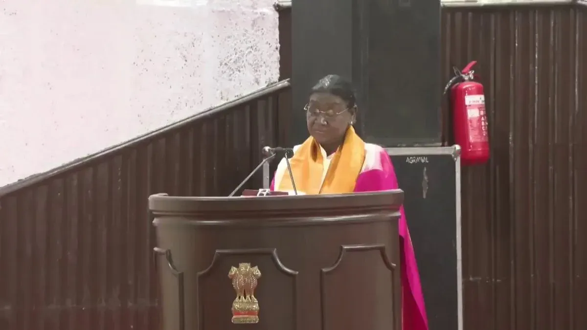CM Mohan Yadav Shares President Murmu's Call for Innovation in Higher Education