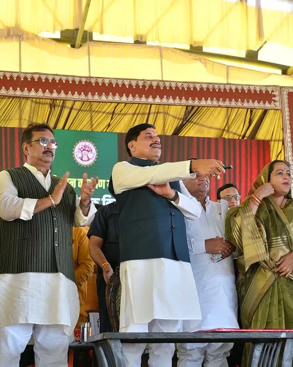 CM Mohan Yadav transfers ₹3,300 cr to 82 lakh MP farmers