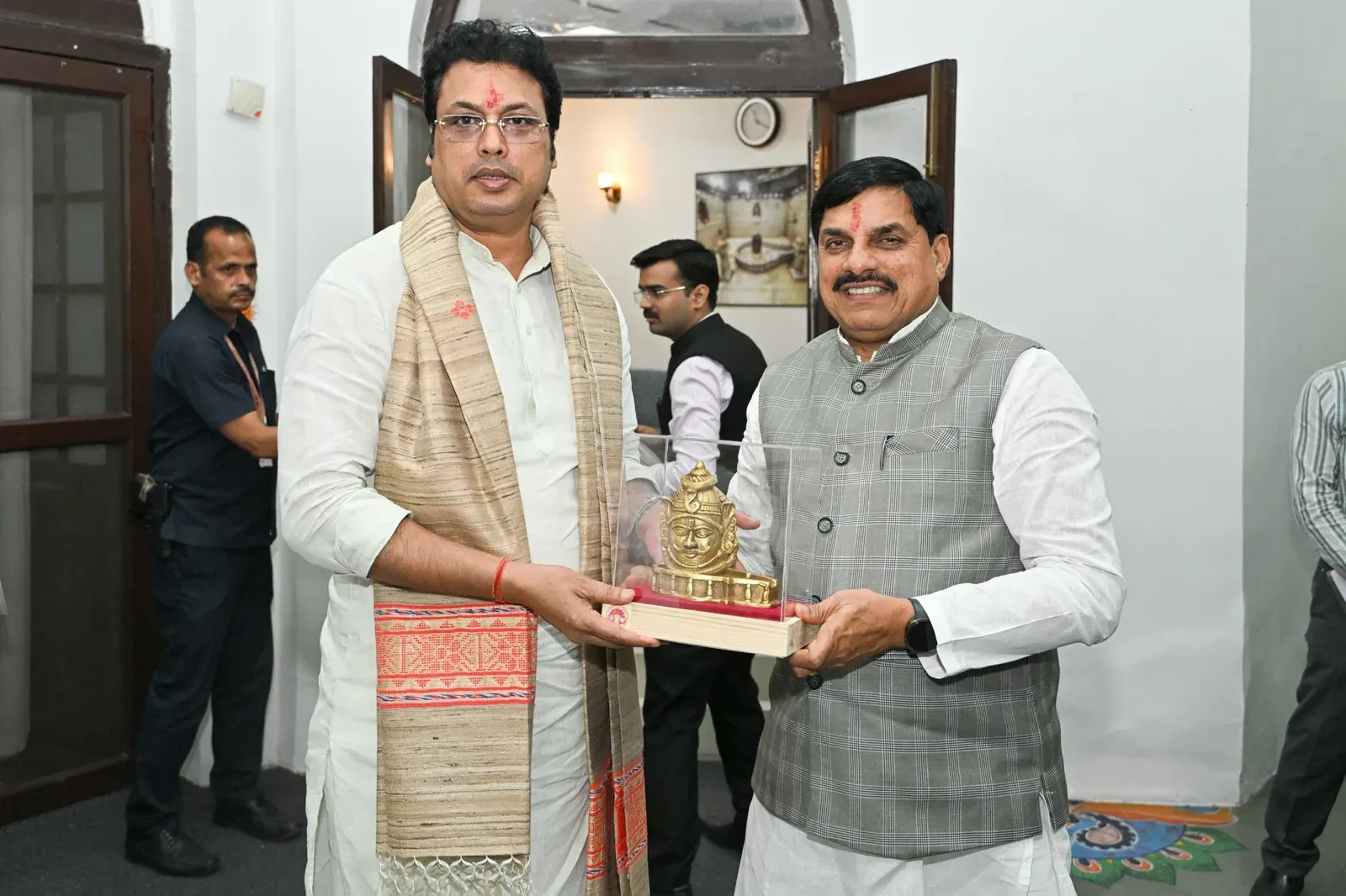 CM Mohan Yadav Welcomes Biplab Kumar Deb as MP BJP's New In-Charge