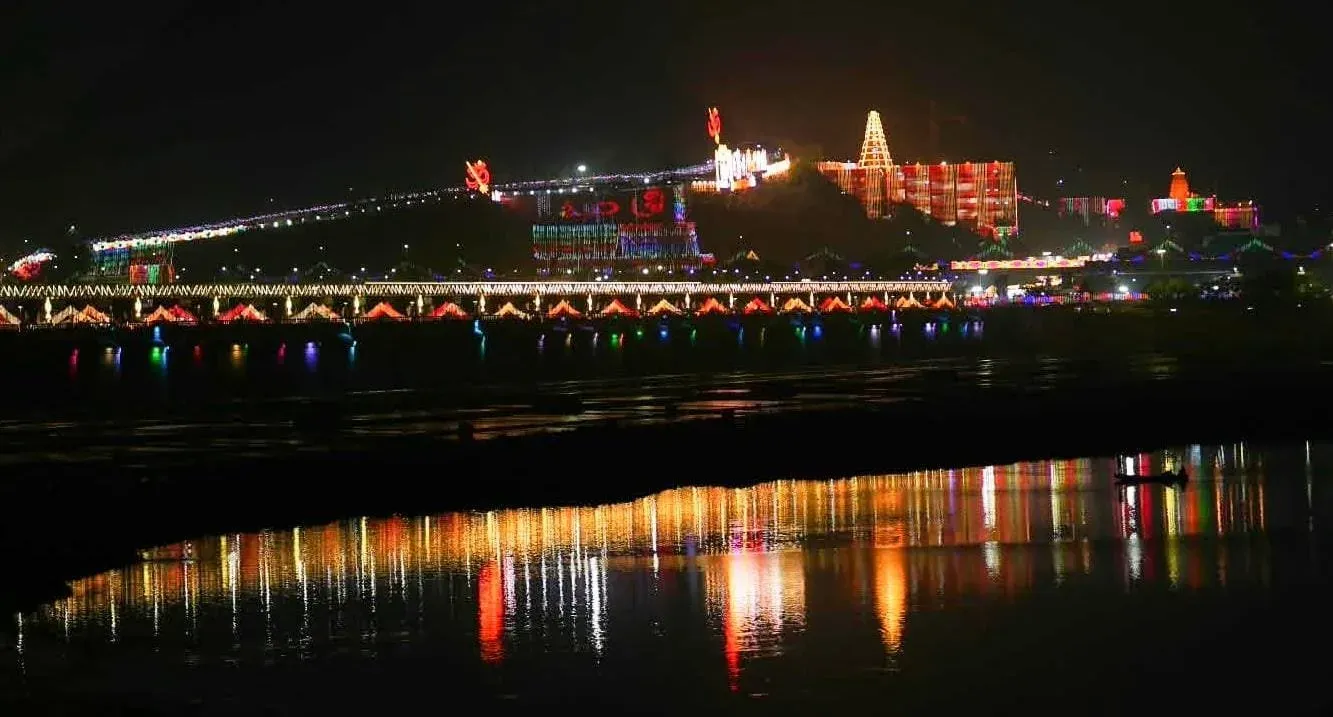 CM Naidu Hails Record Navratri at Indrakiladri Temple