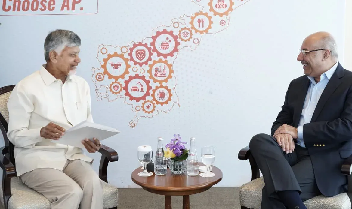 CM Naidu Meets Google Cloud APAC Chief in Singapore