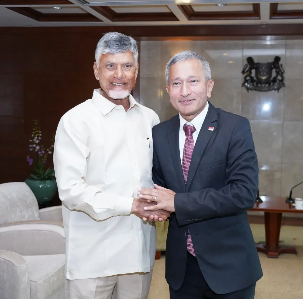 CM Naidu Meets Singapore FM Balakrishnan, Eyes AP Connectivity Boost