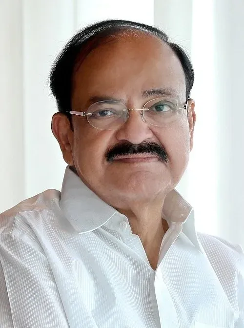 CM Naidu Wishes Former VP Venkaiah Naidu on Birthday
