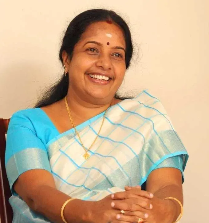 CM Nayab Saini wishes BJP Mahila Morcha chief Vanathi Srinivasan on birthday