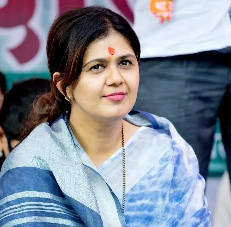 CM Nayab Saini Wishes Pankaja Munde on Birthday