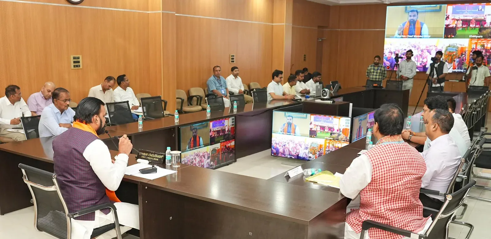 CM Nitish Flags Khatiyapura-Darbhanga Train as Mithila-Rajasthan Bridge
