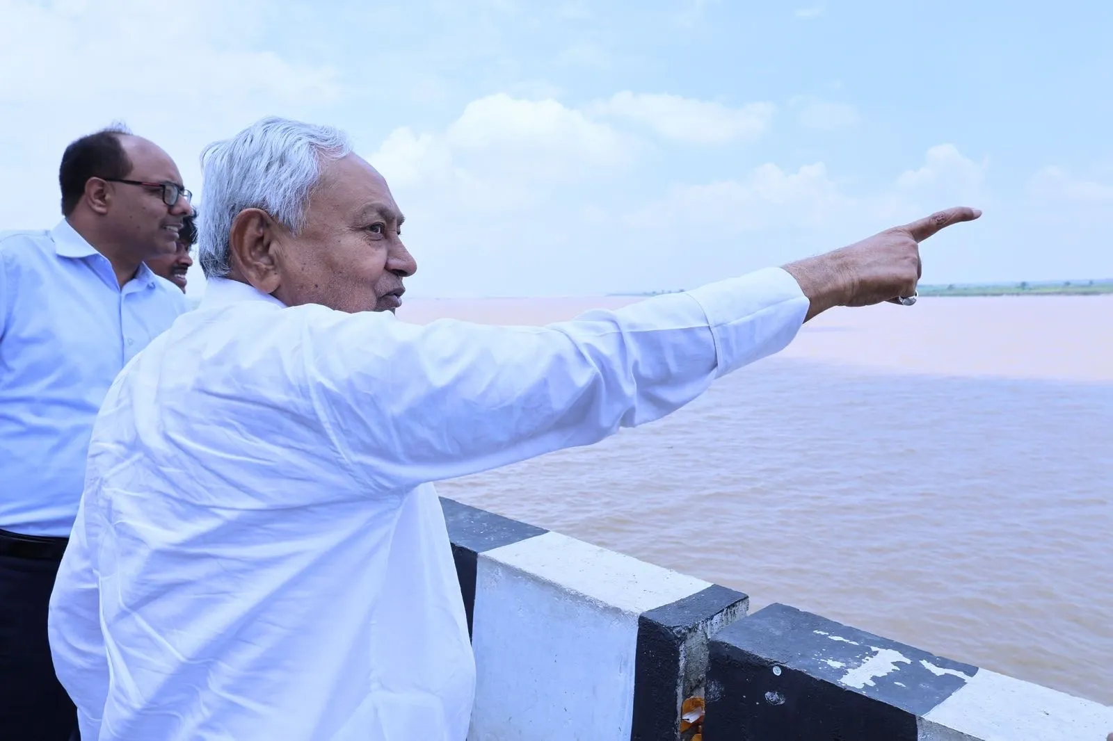 What Did CM Nitish Discover During His Inspection of the Rising Ganga Water Levels in Patna?