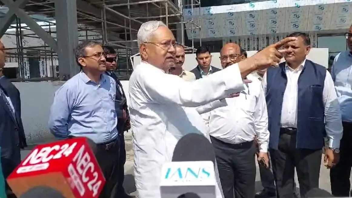 Bihar CM Nitish Kumar Reviews Construction Progress at Patna Airport