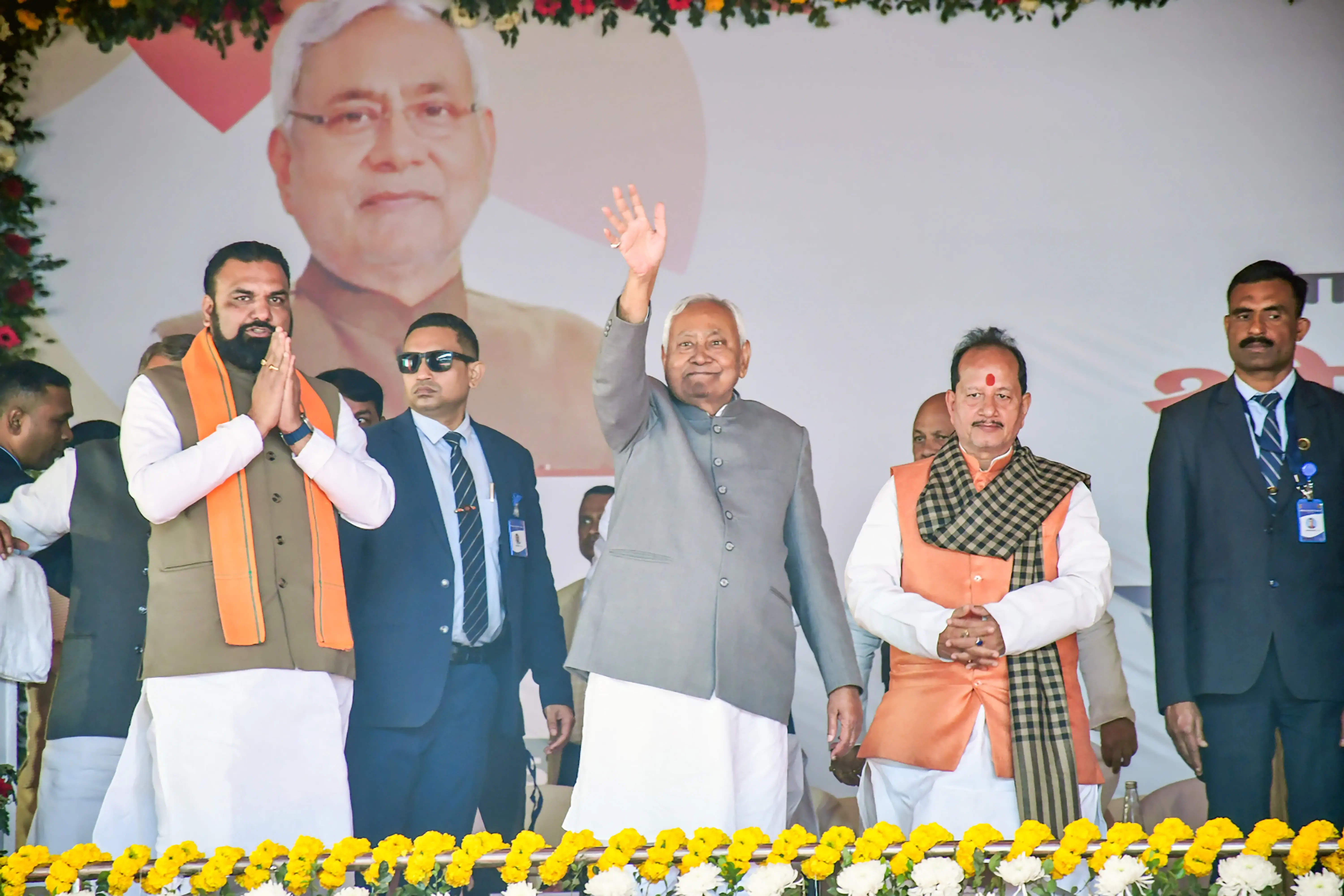 What Developments Did CM Nitish Launch in Muzaffarpur During Samriddhi Yatra?