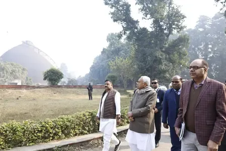  सीएम नीतीश ने ऐतिहासिक गोलघर परिसर का लिया जायजा, अधिकारियों को दिए कई निर्देश