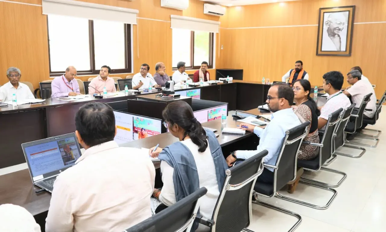 CM Nitish Orders Panchayat-Level Water Quality Checks, AI Grievance System