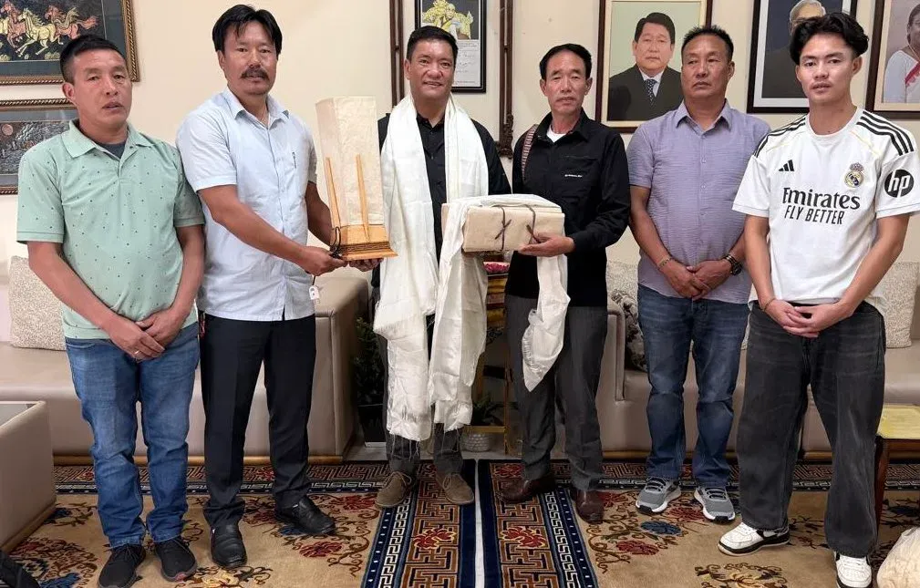 CM Pema Khandu Backs Mogto Village Handmade Paper Craft