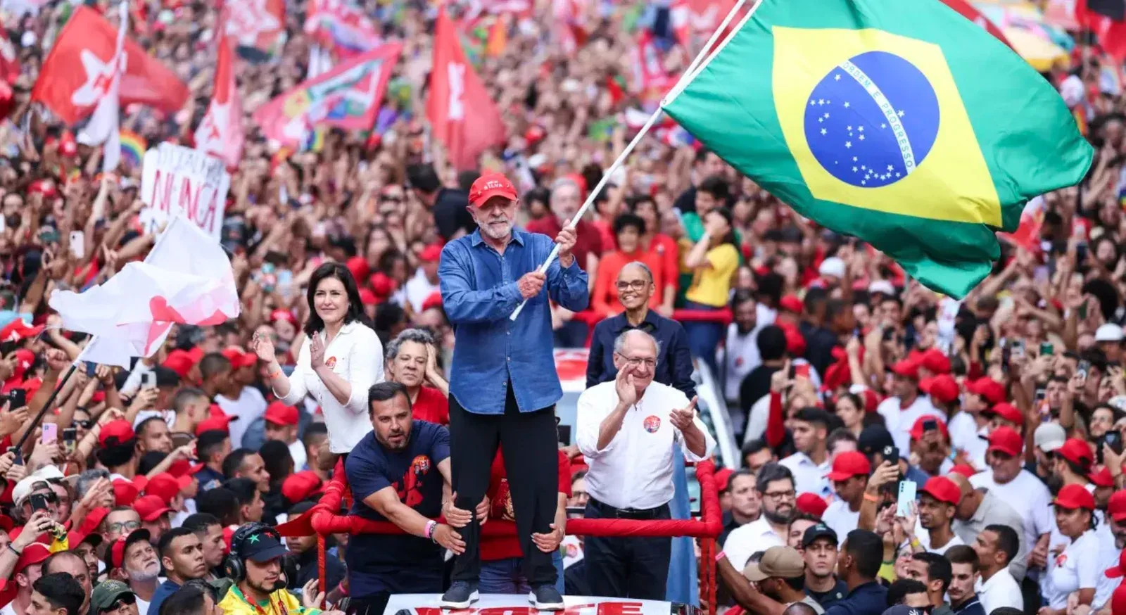 CM Pinarayi hails Lula win, draws lesson for India's Left