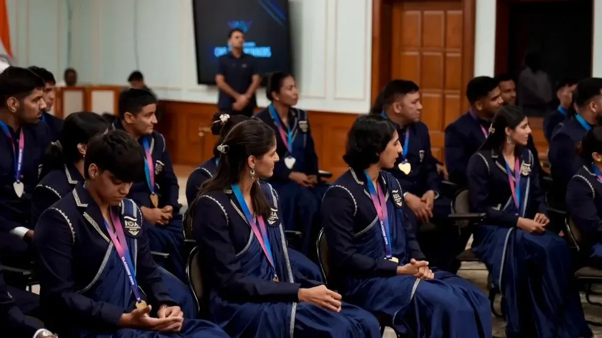 CM Rekha Gupta Hails Mirabai Chanu's Golden Tears for India